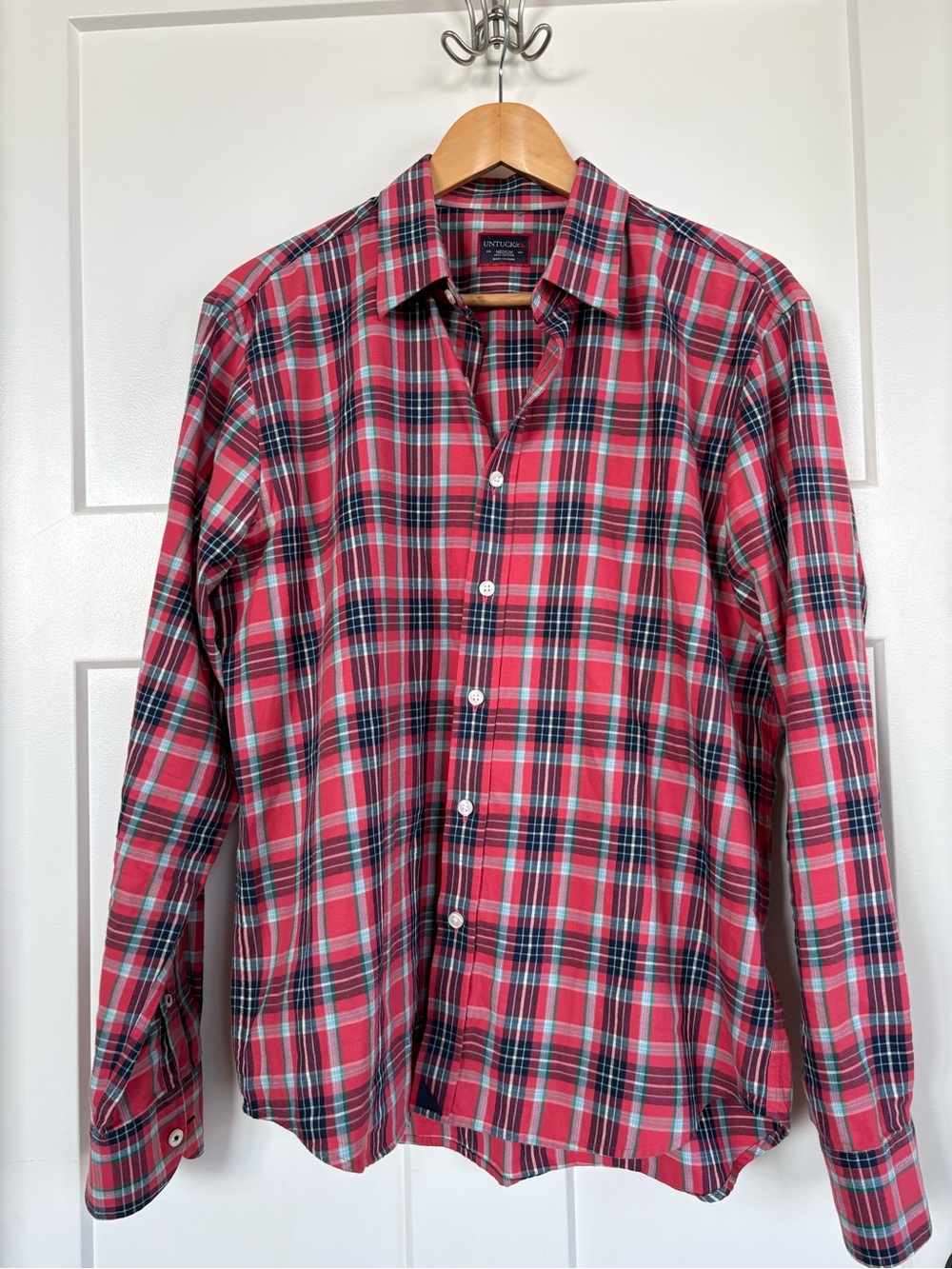 UNTUCKit Men's Red and Green Plaid Button Down Shirt Size Medium